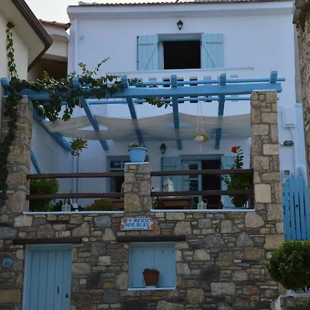 Stella'S Traditional House. Alonnisos Town Exterior photo