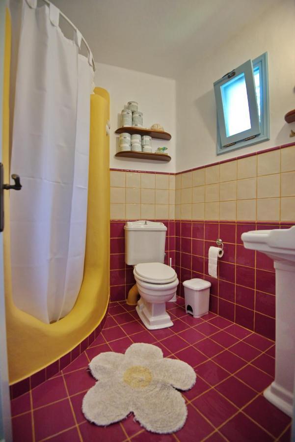 Stella's Traditional House. * Alónnisos