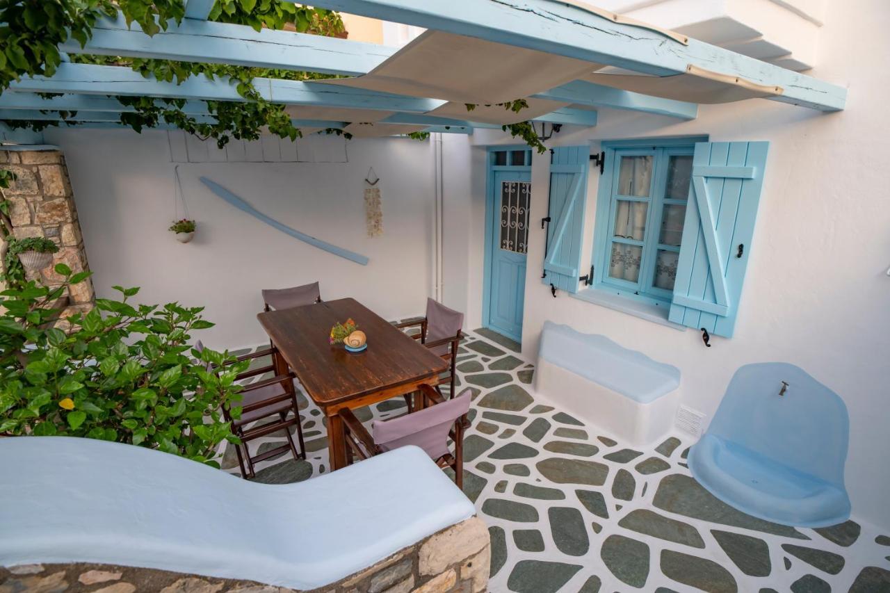 Stella's Traditional House. Villa