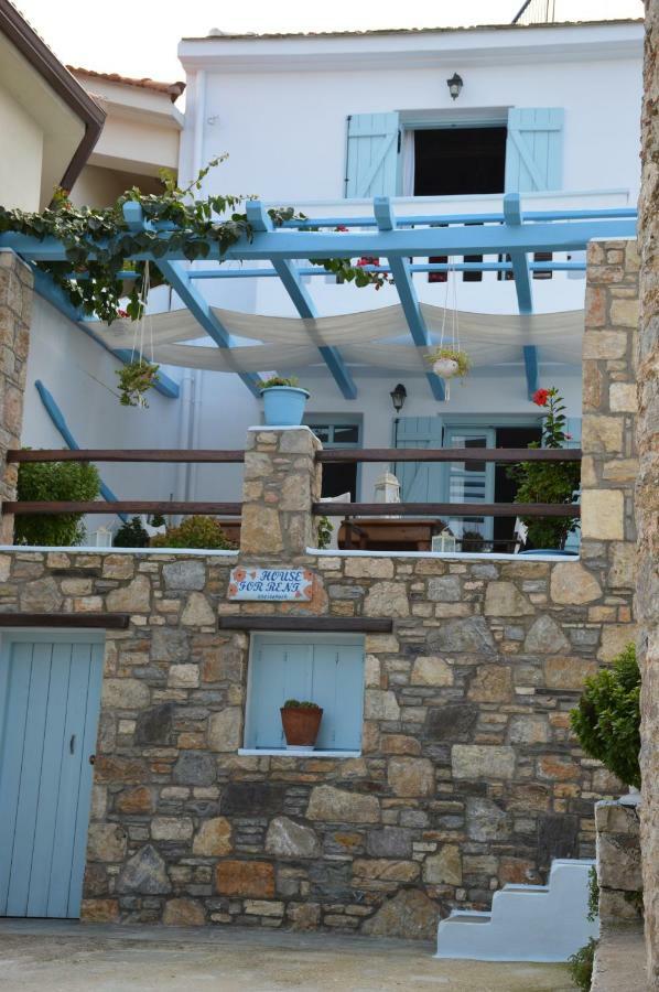 Stella's Traditional House. * Alonnisos Town